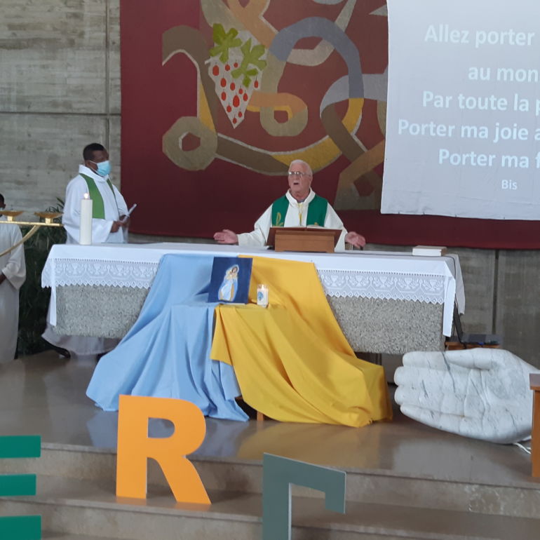 Mot du Père Emile Allard pour le départ des Pères Thierry Napou et Rémi Doche