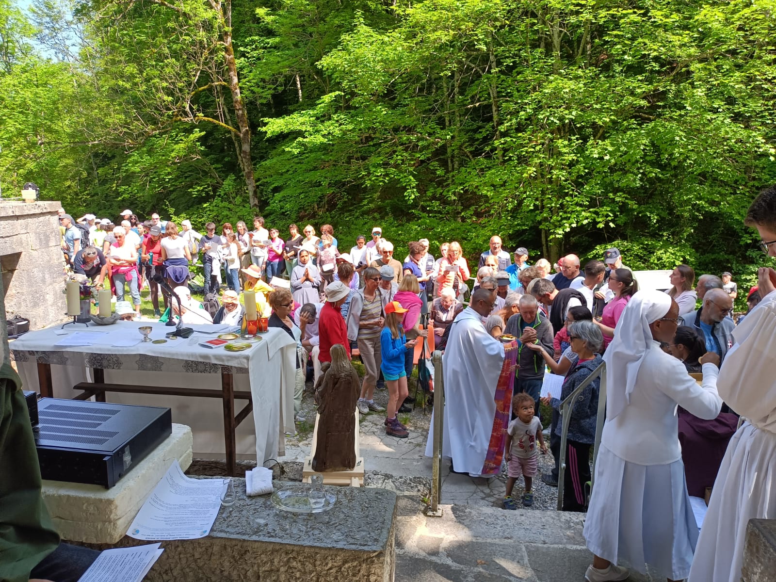 Pèlerinage à Notre Dame de Bellevaux Paroisse des Douze Apôtres en