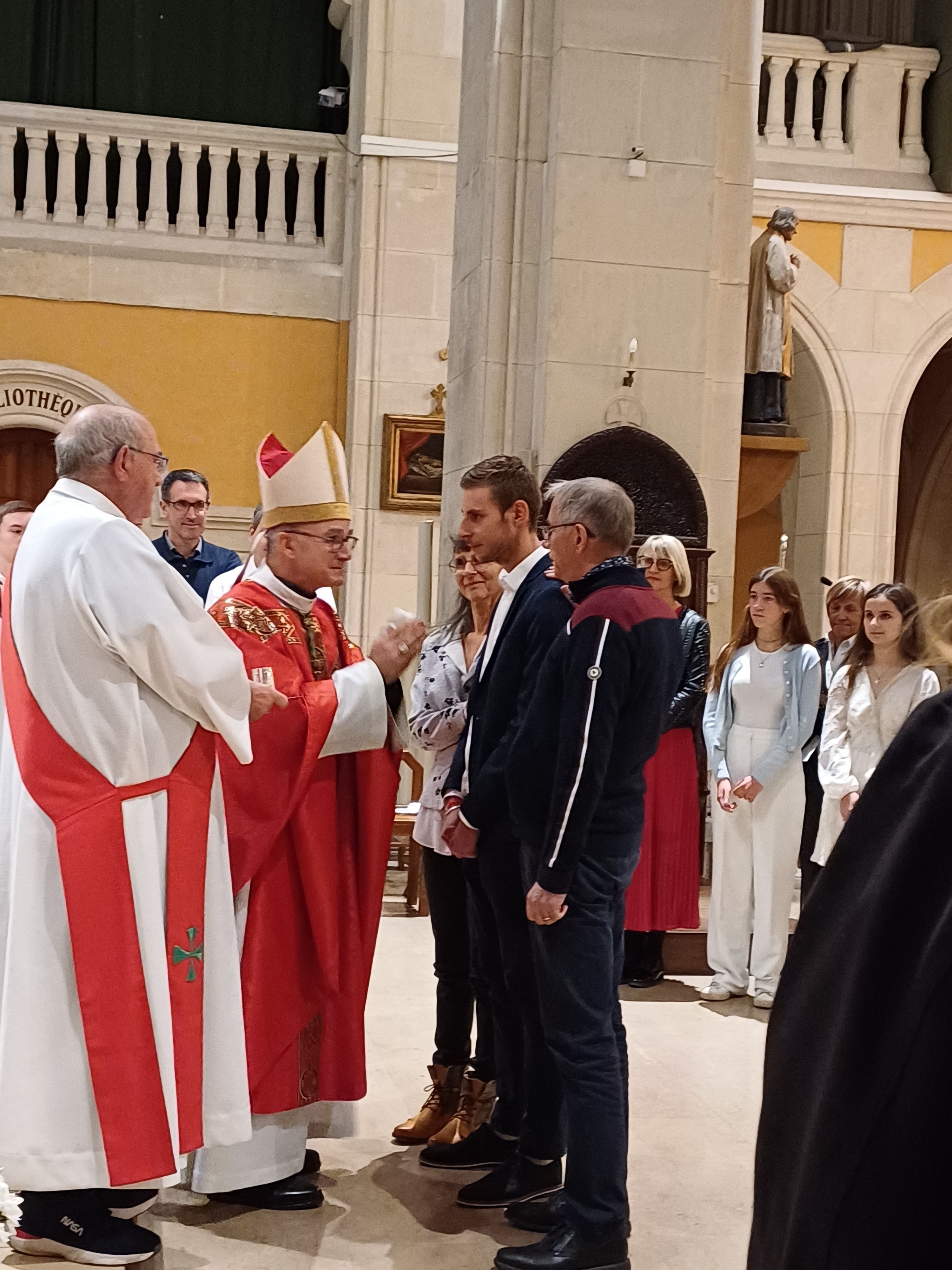 20231111Confirmation - Paroisse Des Douze Apôtres En Pays D'Aix