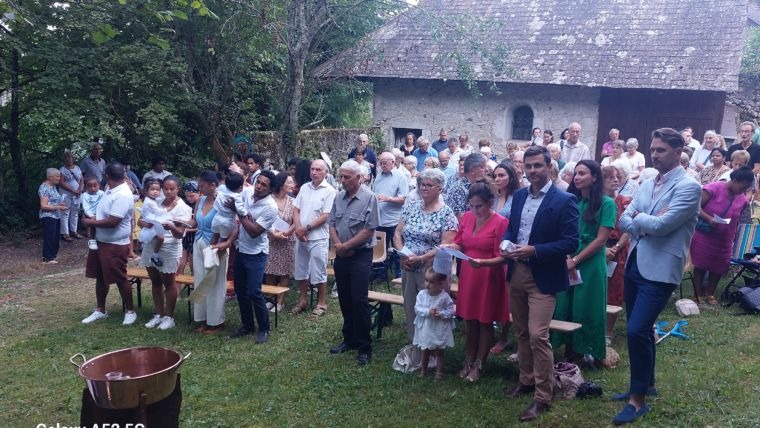 Le pèlerinage annuel à la Chapelle sainte Anne