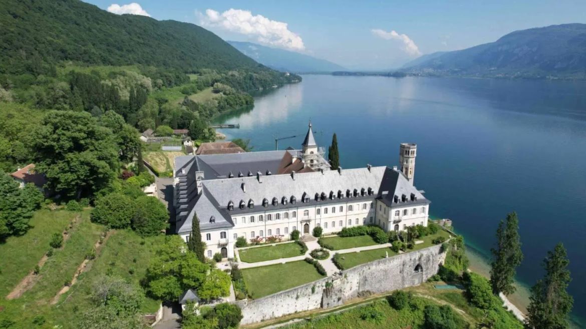 Sainte ERINE patronne des bateliers du lac du Bourget