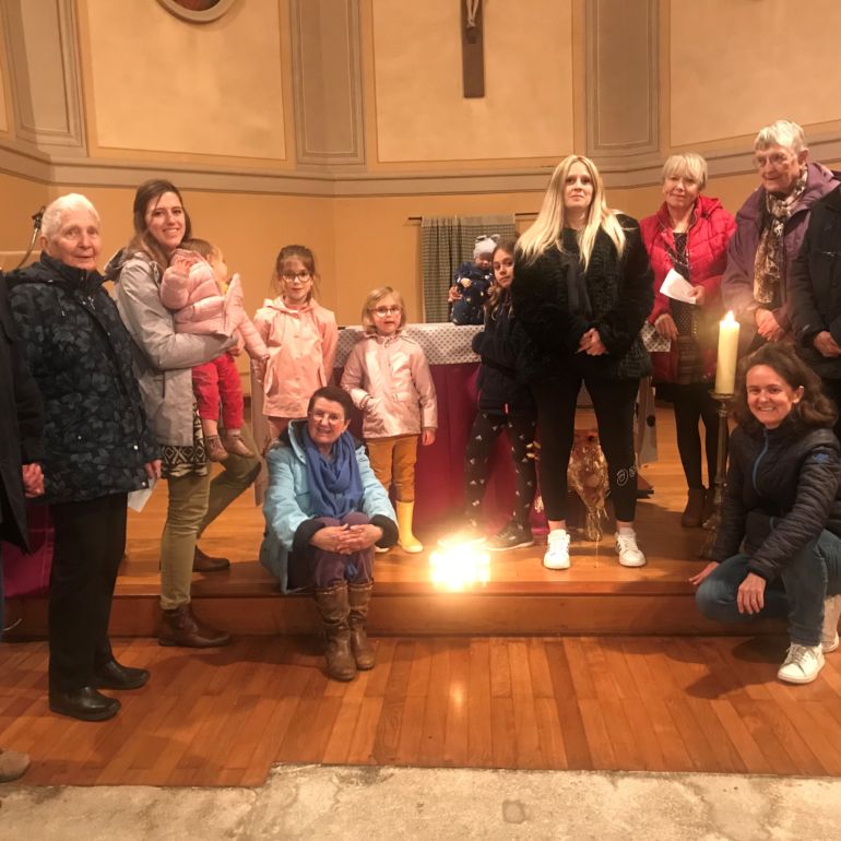 Chemin de croix à l’église de Mouxy pour la communauté Mouxy Pugny Trévignin
