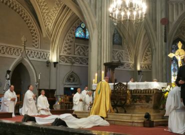 L’ordination sacerdotale de Pierre-Emmanuel DIEUDONNE
