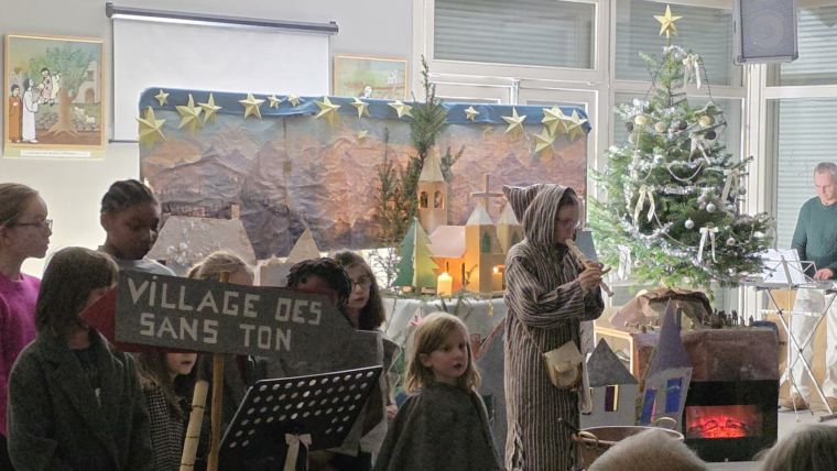 Un conte de noël au patronage Bienheureux Camille à la maison Saint JO