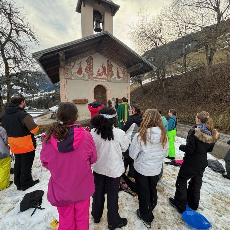 De la neige pour les collégiens et les lycéens de l’aumônerie