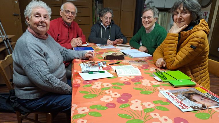 Les petits groupes fraternels