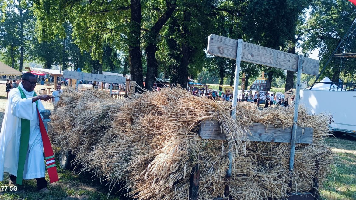 Messe de la fête de la batteuse