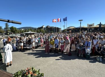 Messe de rentrée au bord du lac