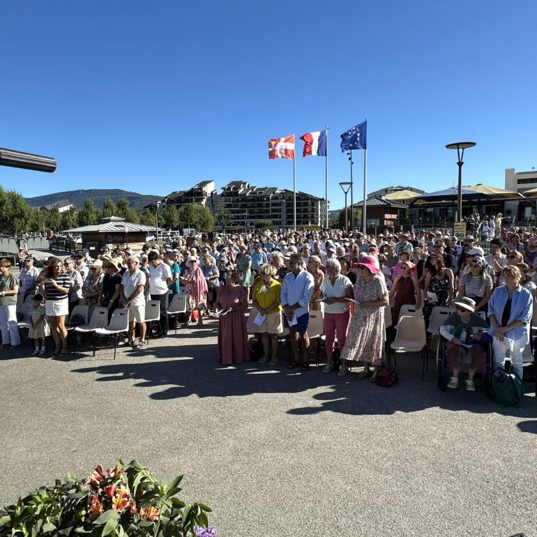 Messe de rentrée au bord du lac